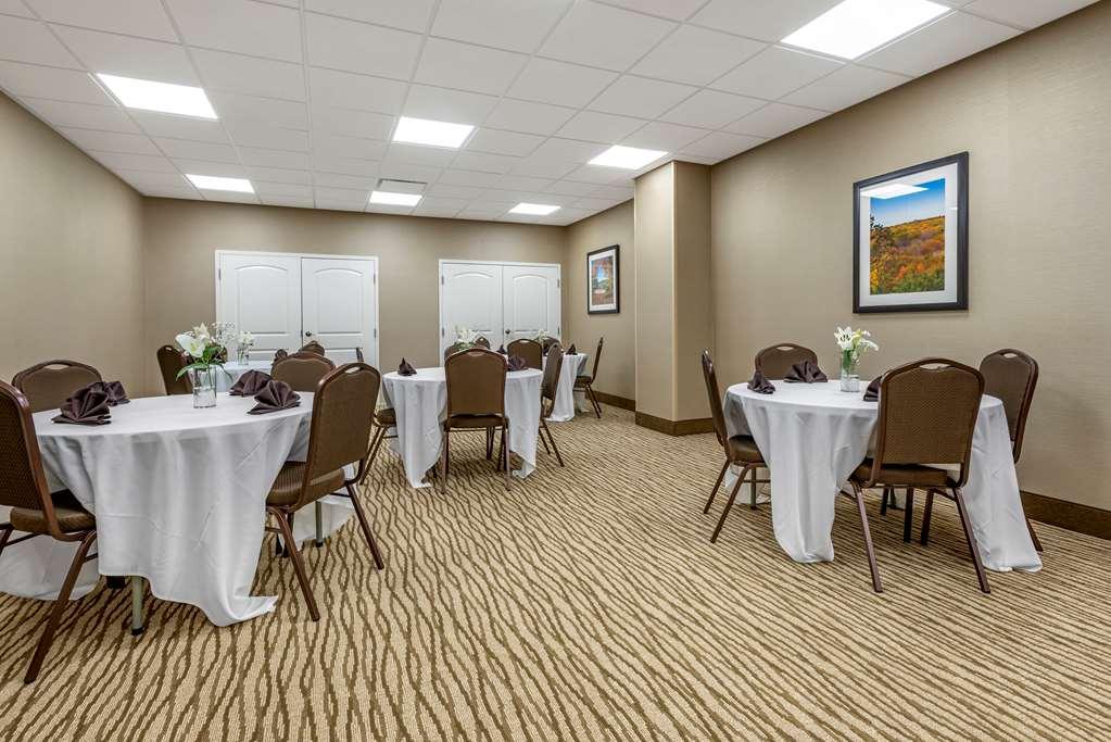 Comfort Inn Brewster Udogodnienia zdjęcie